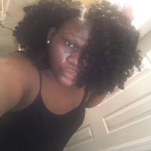 Meet your Posher, Wendi